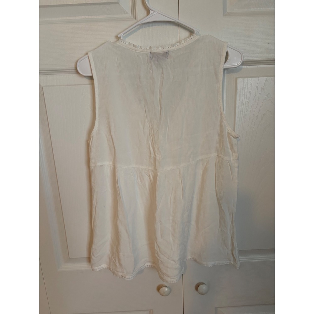Artesia White Eyelet Lace Sleeveless Blouse V-Neck Boho Tank Top Womens Size M - Picture 4 of 7